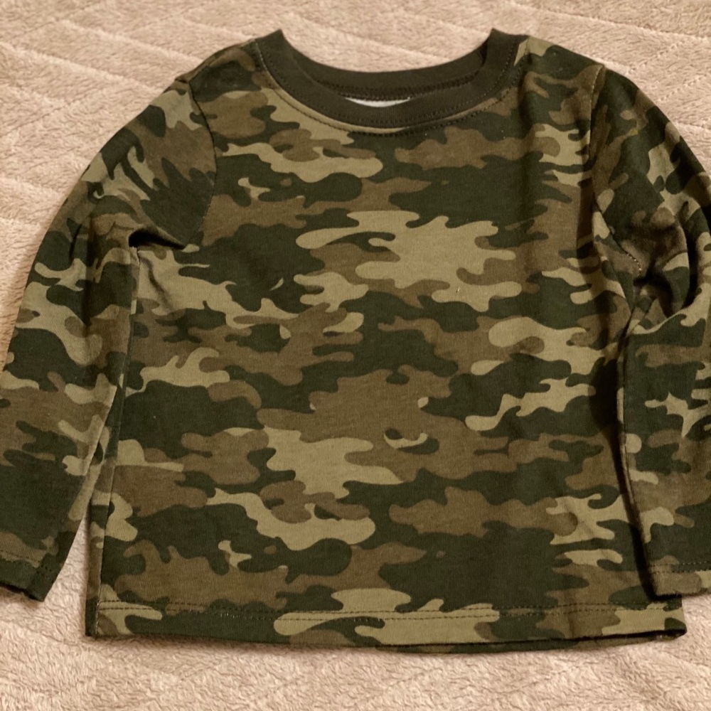 Long sleeve shirt